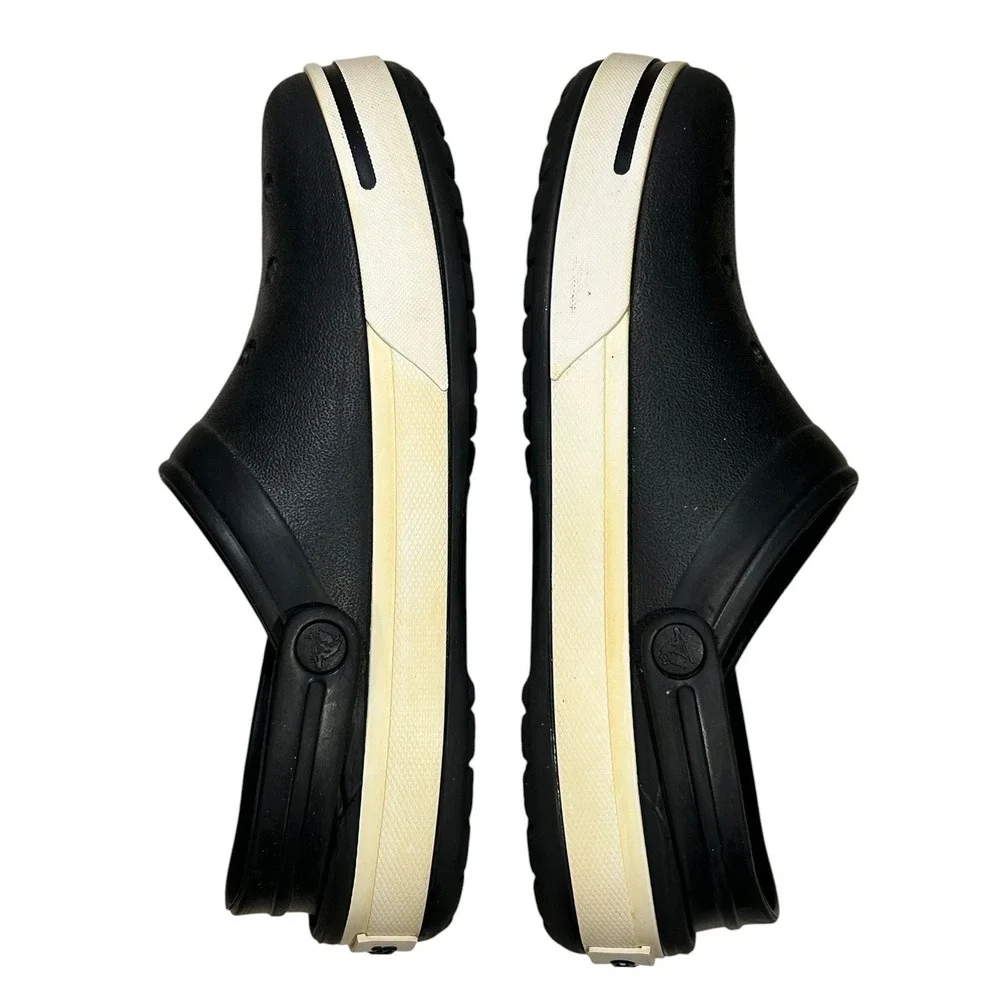 Crocs Crocband Clogs Mens 8 & Womens 10 Black White Sporty Comfort Sandals 11016
